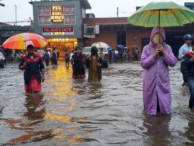 North India Heavy Rainfall Alert: IMD warns Delhi NCR, UP, Punjab, J&K and Himachal as Uttarkashi risk spikes